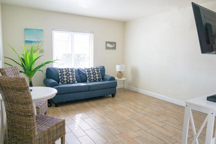 The Molloy - Treasure Island Suites & Cottages St. Pete Beach Eksteriør billede