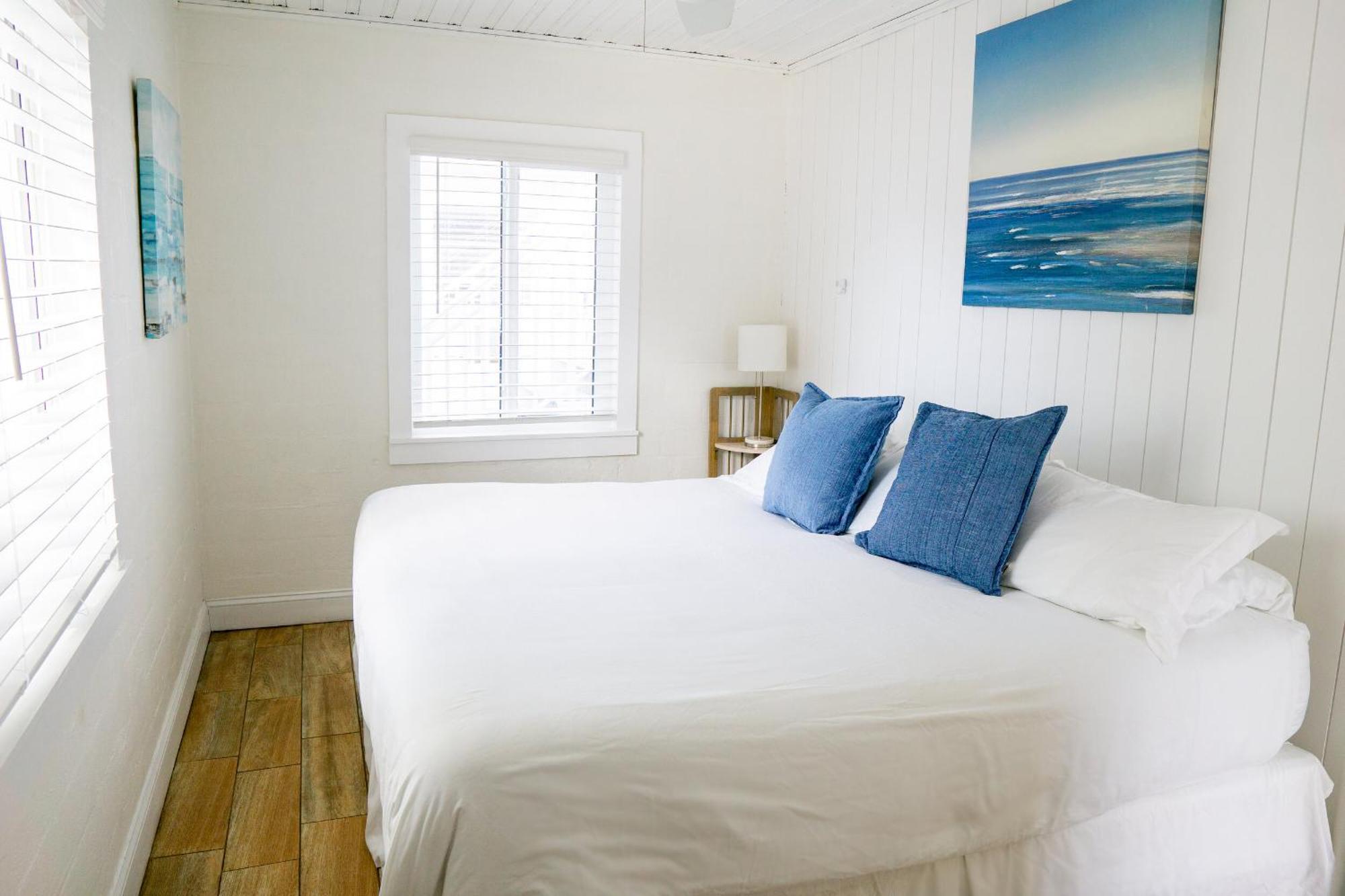 The Molloy - Treasure Island Suites & Cottages St. Pete Beach Eksteriør billede