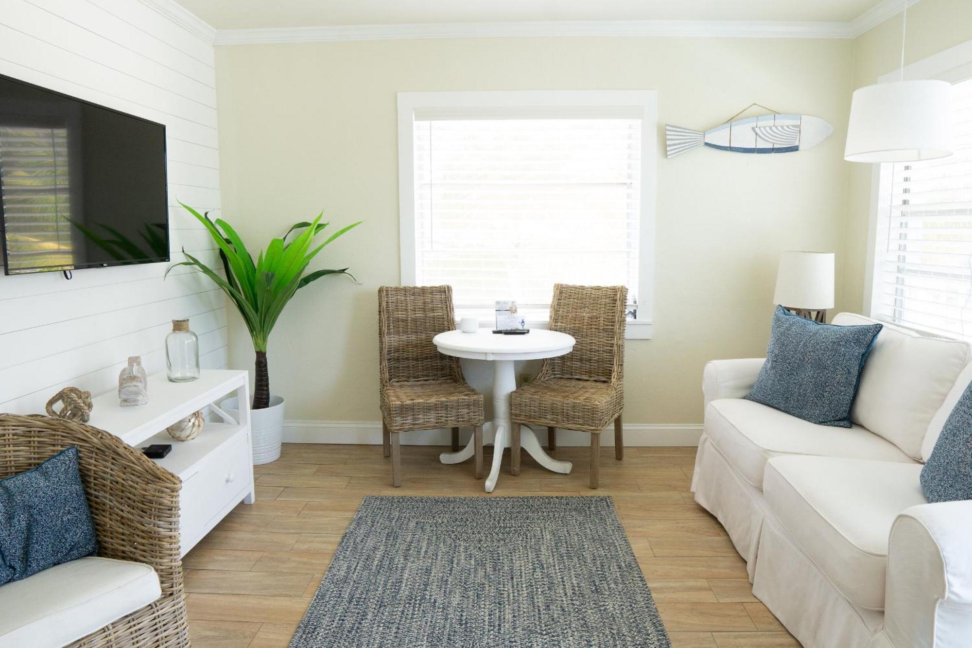 The Molloy - Treasure Island Suites & Cottages St. Pete Beach Eksteriør billede