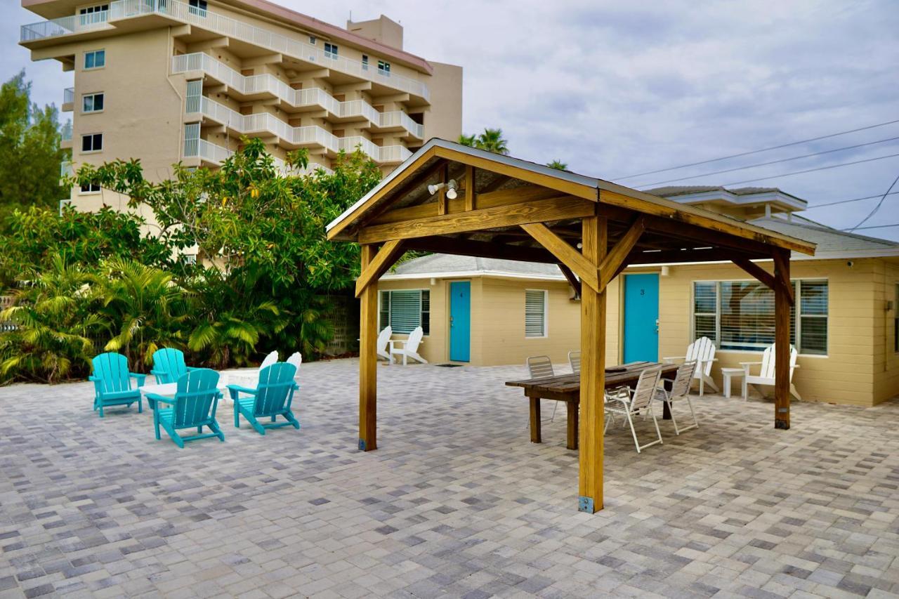 The Molloy - Treasure Island Suites & Cottages St. Pete Beach Eksteriør billede